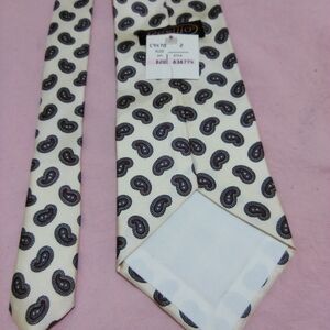 RESILIO Vintage Paisley Silk Tie, Made in USA